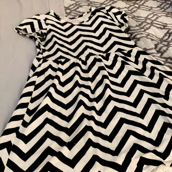 Dress - Picture 1 of 2